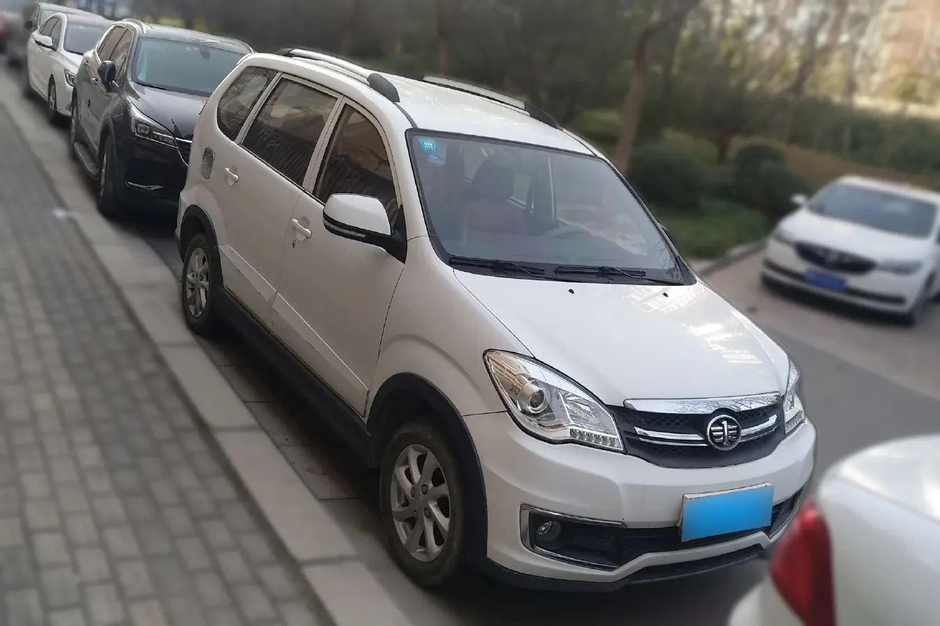 2015 FAW Senia S80 1.5L 109HP L4 5MT,autocango,china used car exporter,china ev exporter,chinese used car exporter,chinese used ev exporter