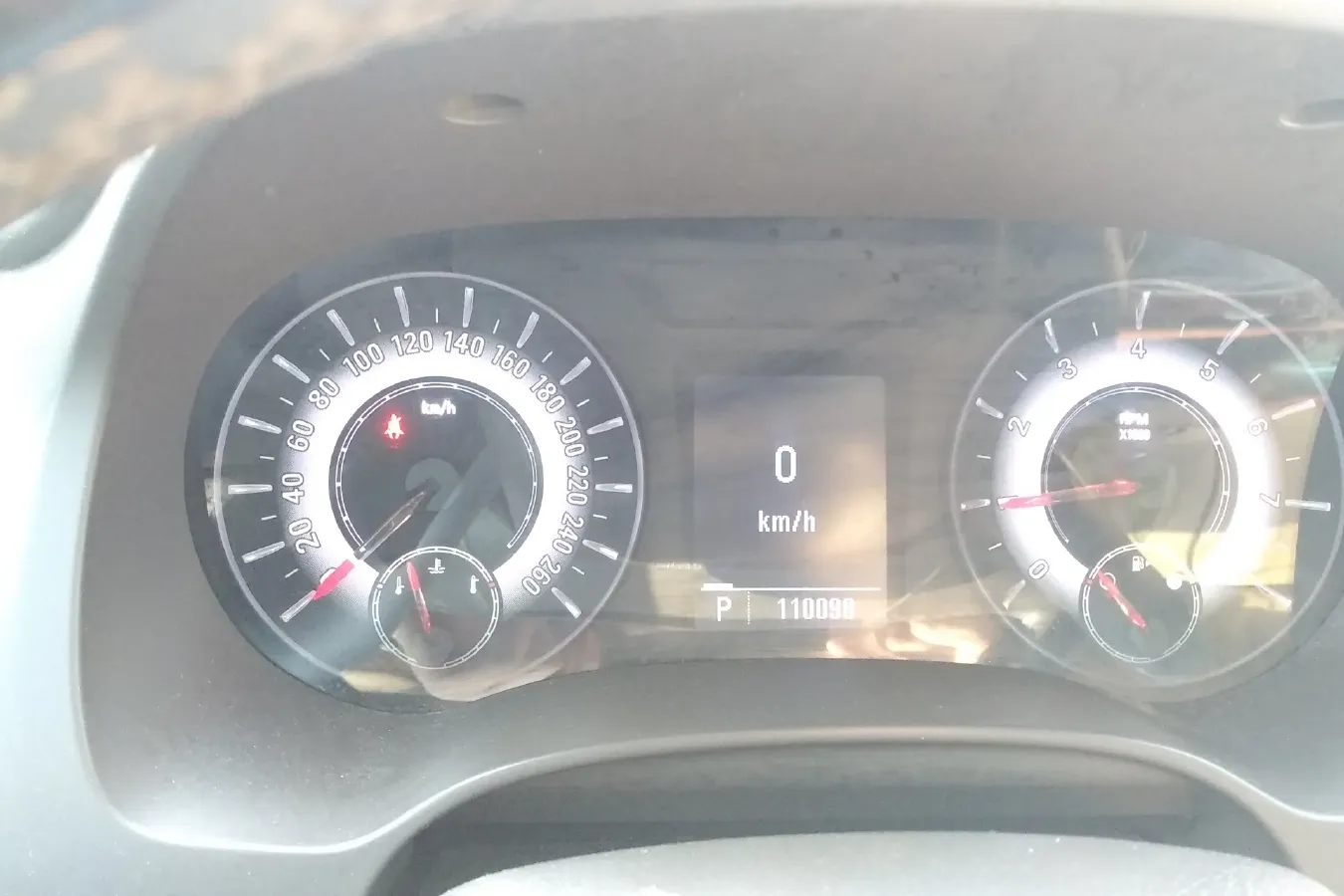 2012 Roewe 950 2.0L 147HP L4 6AT,autocango,china used car exporter,china ev exporter,chinese used car exporter,chinese used ev exporter