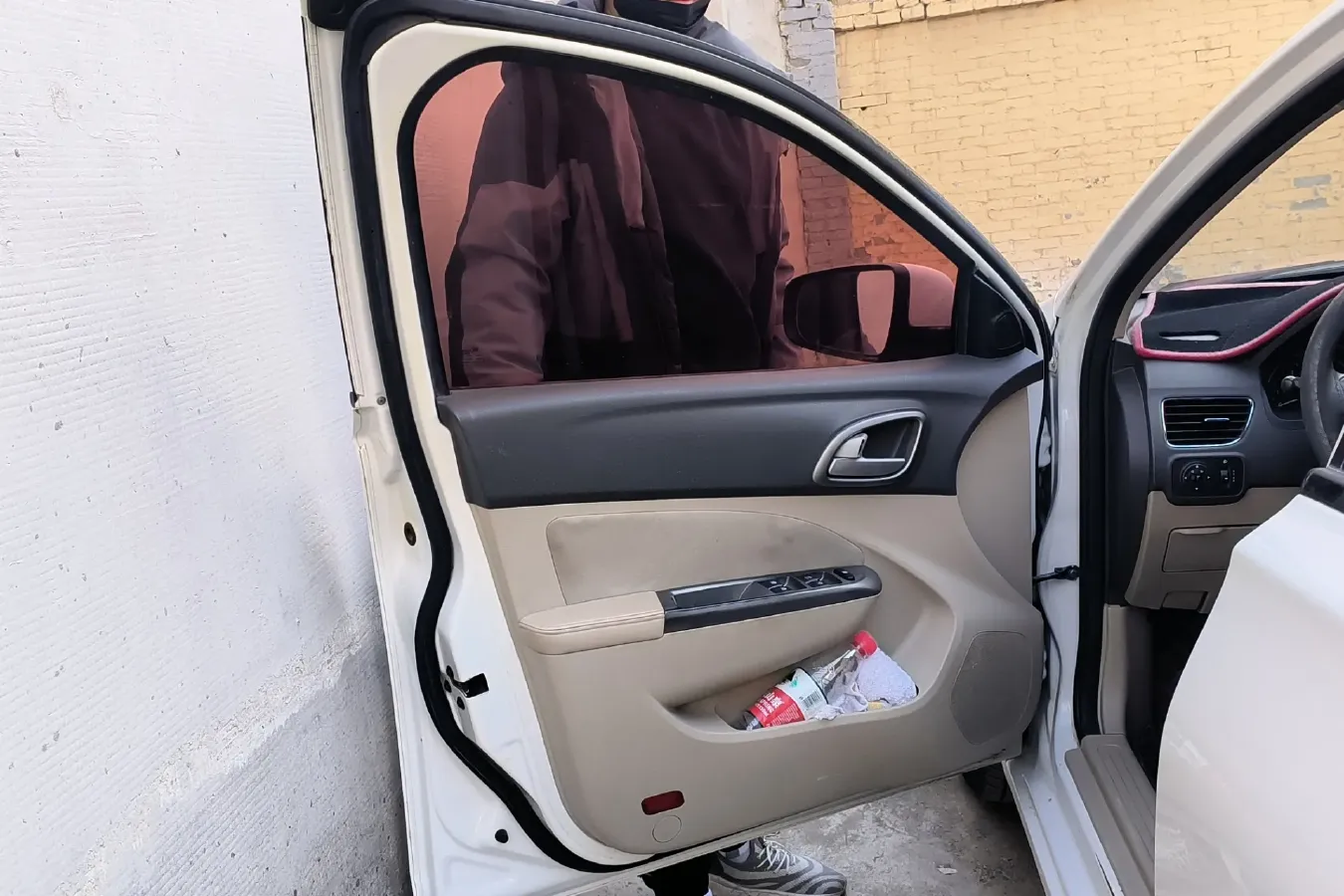 2014 BaoJun 610 1.5L 112HP L4 5MT,autocango,china used car exporter,china ev exporter,chinese used car exporter,chinese used ev exporter