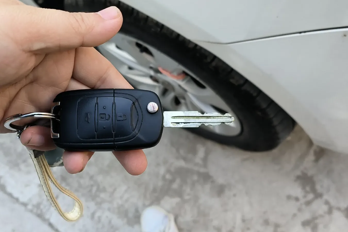 2014 BaoJun 610 1.5L 112HP L4 5MT,autocango,china used car exporter,china ev exporter,chinese used car exporter,chinese used ev exporter