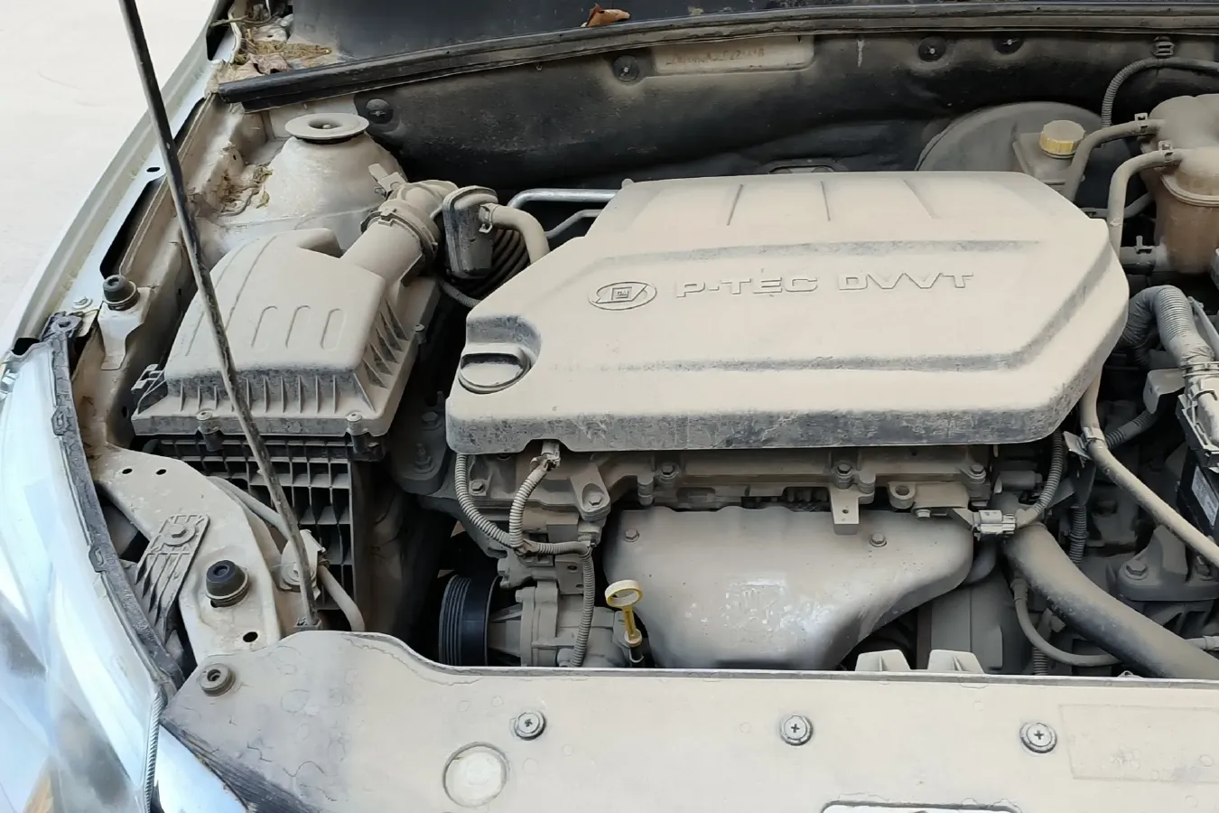 2014 BaoJun 610 1.5L 112HP L4 5MT,autocango,china used car exporter,china ev exporter,chinese used car exporter,chinese used ev exporter