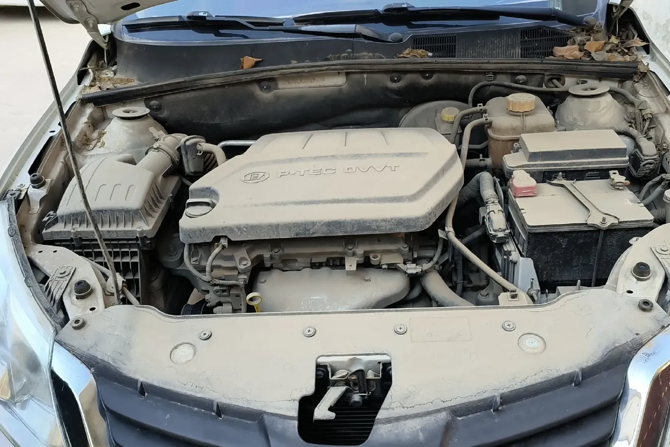 2014 BaoJun 610 1.5L 112HP L4 5MT,autocango,china used car exporter,china ev exporter,chinese used car exporter,chinese used ev exporter