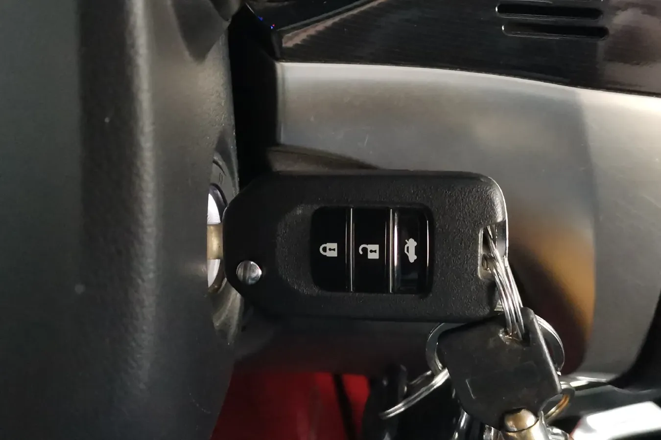 2015 Honda Crider 1.8L 139HP L4 5MT,autocango,china used car exporter,china ev exporter,chinese used car exporter,chinese used ev exporter