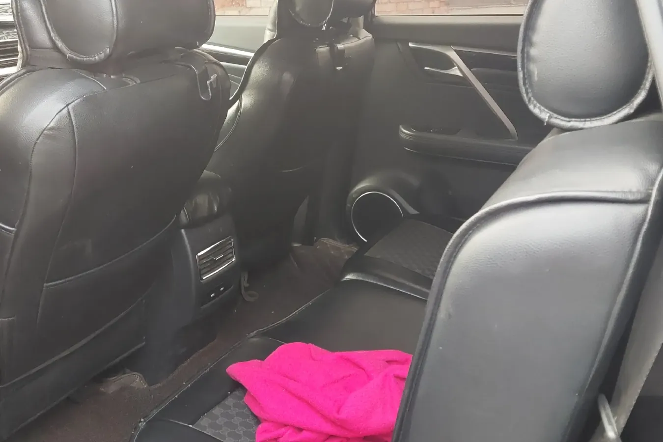 2018 Traum SEEK 5 1.5T 150HP L4 6MT,autocango,china used car exporter,china ev exporter,chinese used car exporter,chinese used ev exporter