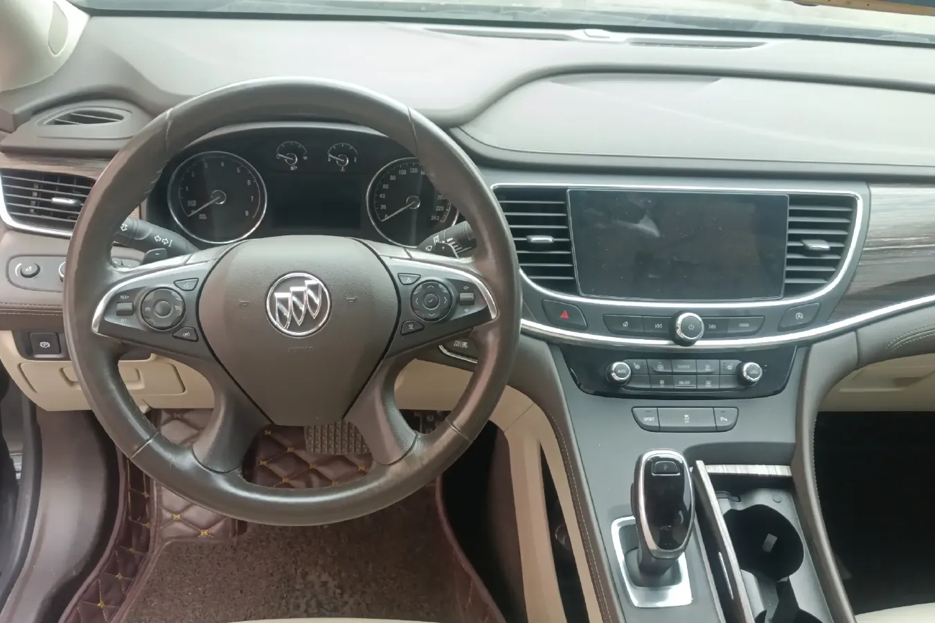 2016 Buick Larcosse 1.5T 170HP L4 7DCT,autocango,china used car exporter,china ev exporter,chinese used car exporter,chinese used ev exporter