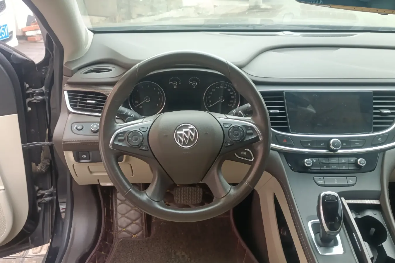 2016 Buick Larcosse 1.5T 170HP L4 7DCT,autocango,china used car exporter,china ev exporter,chinese used car exporter,chinese used ev exporter