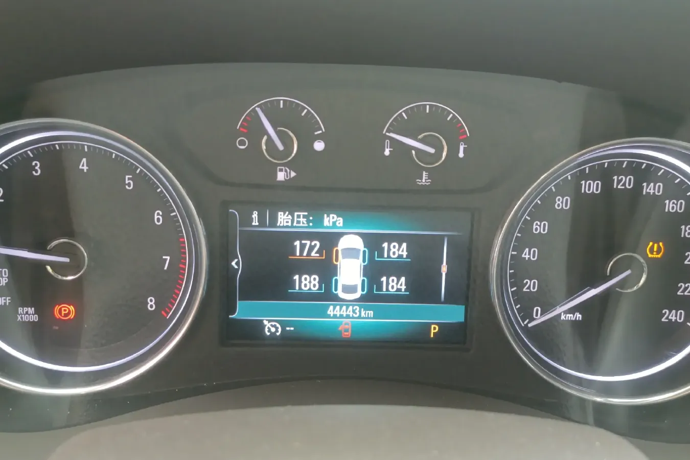 2016 Buick Larcosse 1.5T 170HP L4 7DCT,autocango,china used car exporter,china ev exporter,chinese used car exporter,chinese used ev exporter