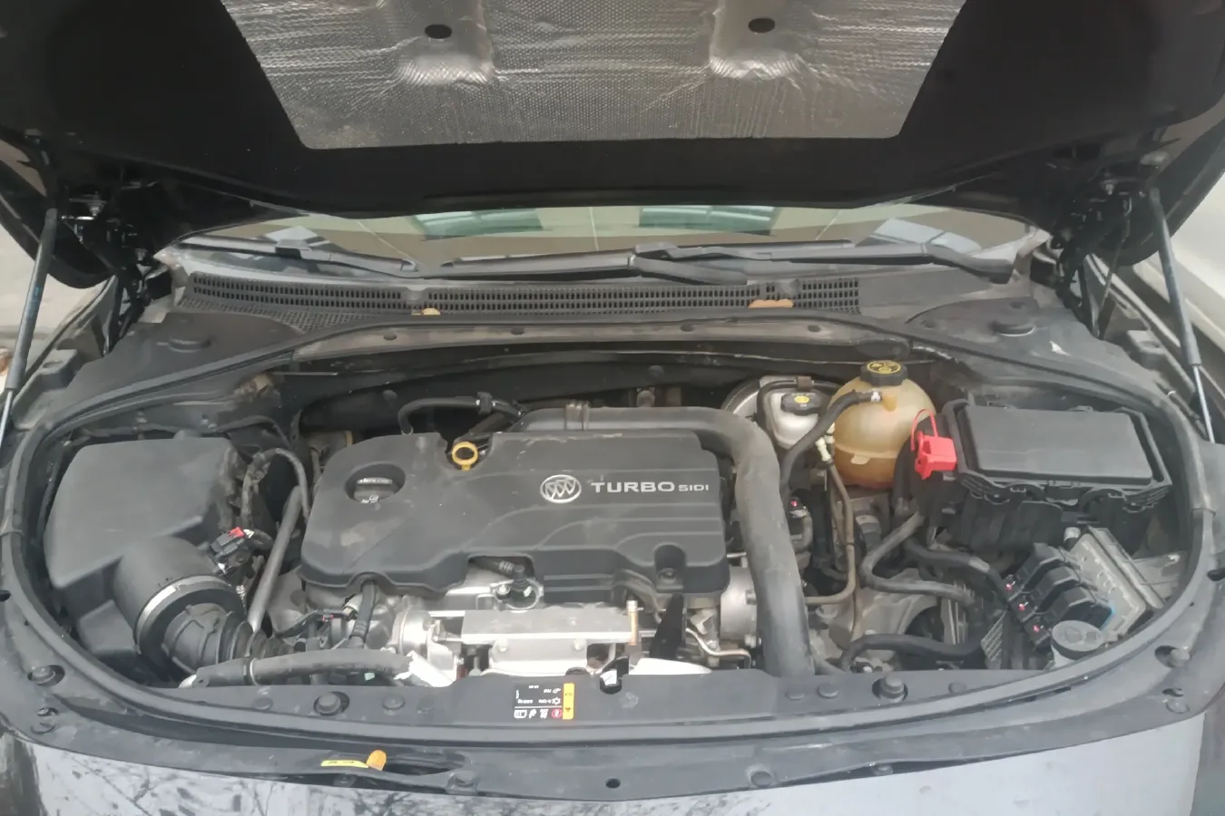 2016 Buick Larcosse 1.5T 170HP L4 7DCT,autocango,china used car exporter,china ev exporter,chinese used car exporter,chinese used ev exporter