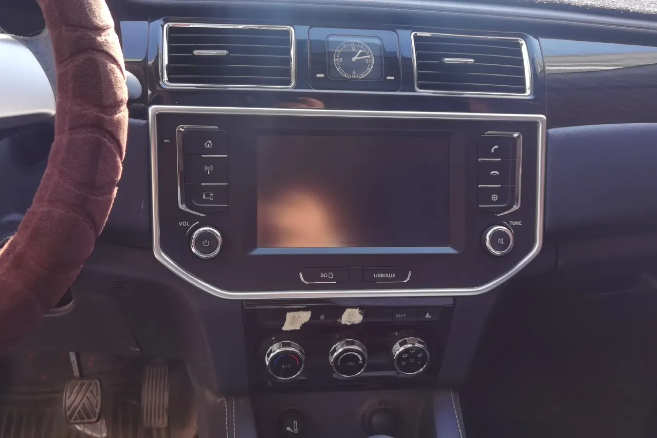 2017 BiSu M3 1.5L 114HP L4 5MT,autocango,china used car exporter,china ev exporter,chinese used car exporter,chinese used ev exporter