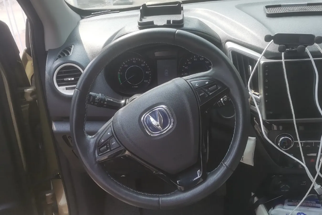 2018 ChangAn CS15 EV BEV 42.92KWH,autocango,china used car exporter,china ev exporter,chinese used car exporter,chinese used ev exporter