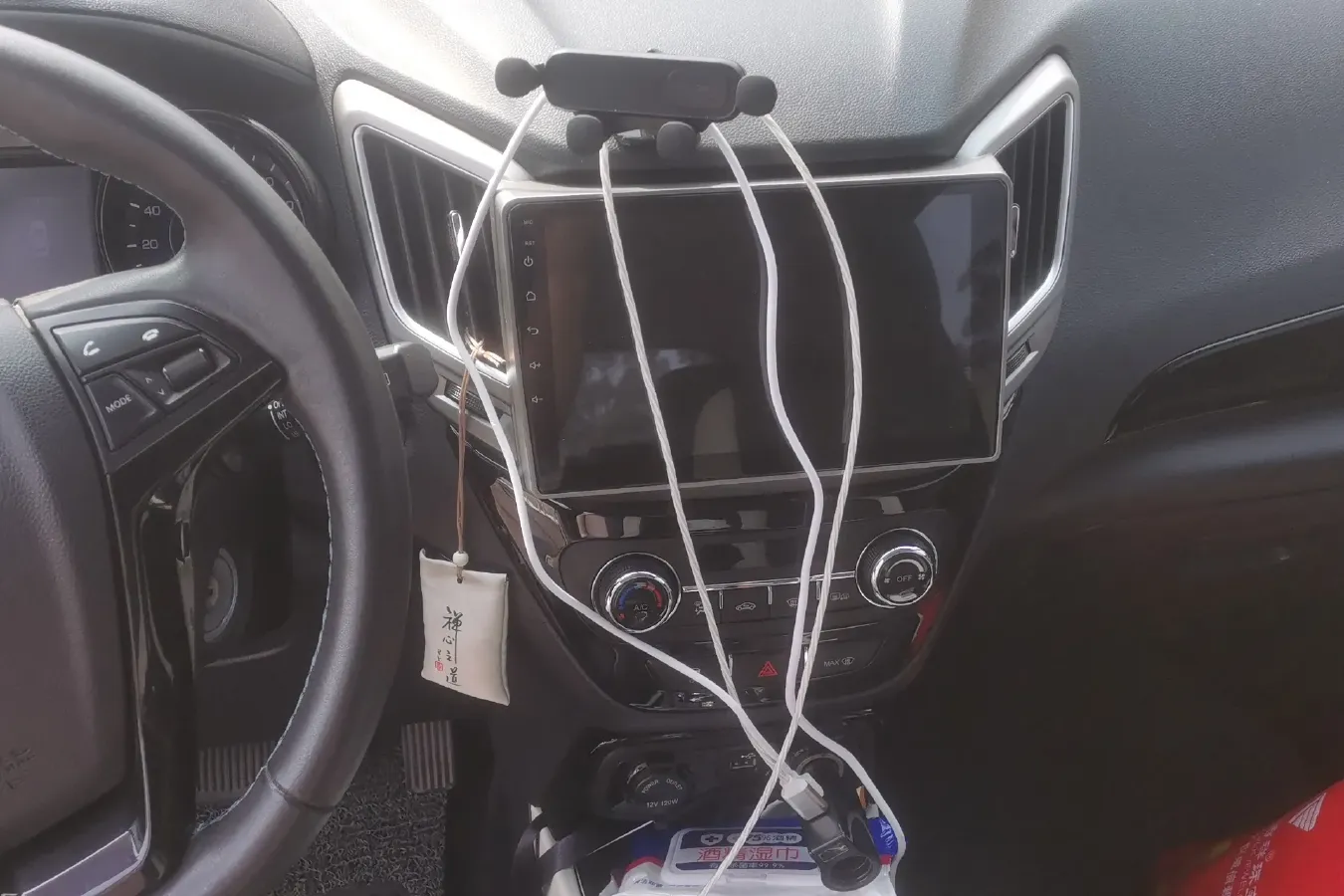 2018 ChangAn CS15 EV BEV 42.92KWH,autocango,china used car exporter,china ev exporter,chinese used car exporter,chinese used ev exporter