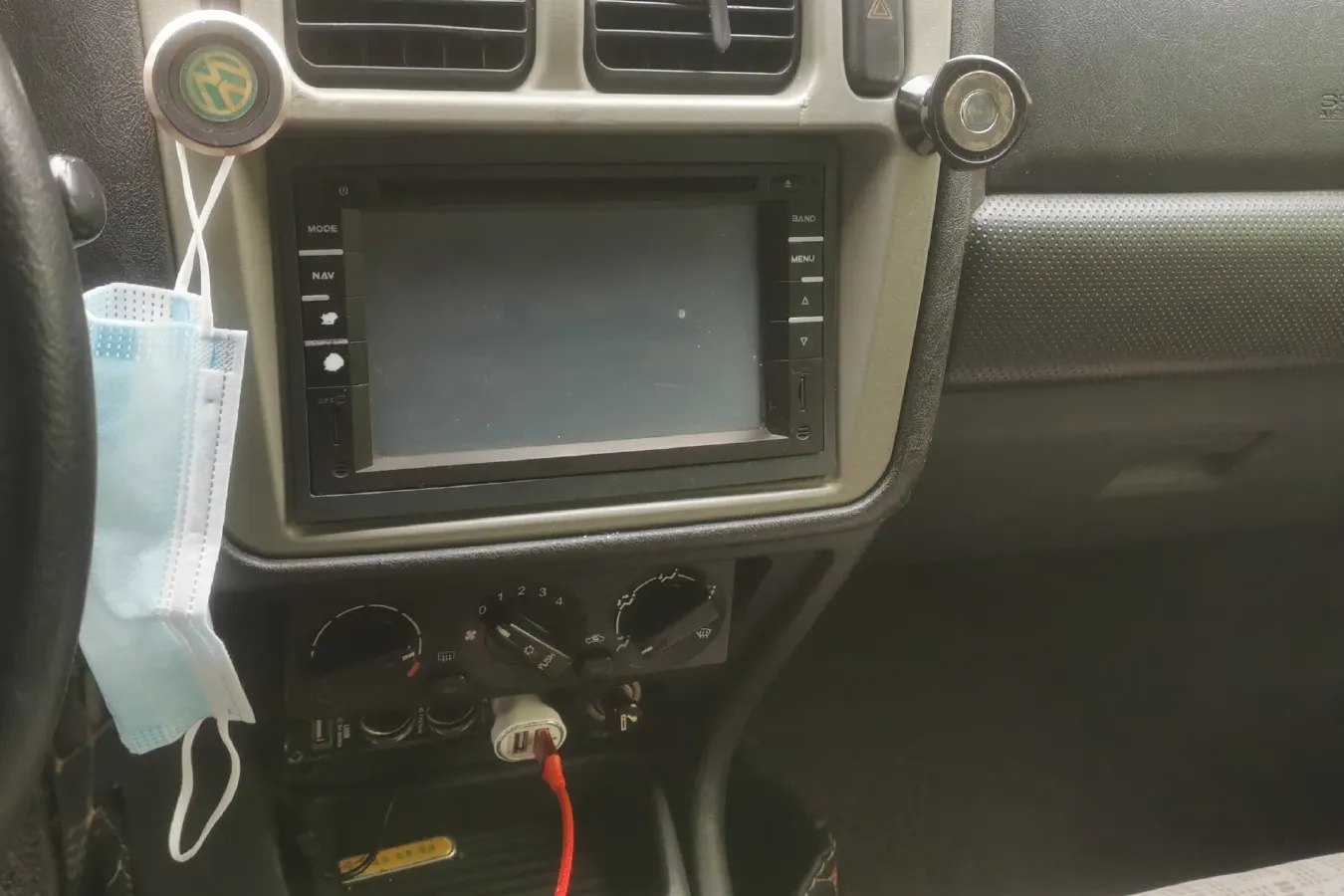 2010 Leopaard FeiTeng 2.0L 121HP L4 5MT,autocango,china used car exporter,china ev exporter,chinese used car exporter,chinese used ev exporter