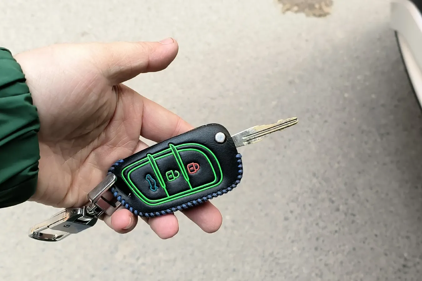 2016 Soueast DX3 1.5L 120HP L4 5MT,autocango,china used car exporter,china ev exporter,chinese used car exporter,chinese used ev exporter