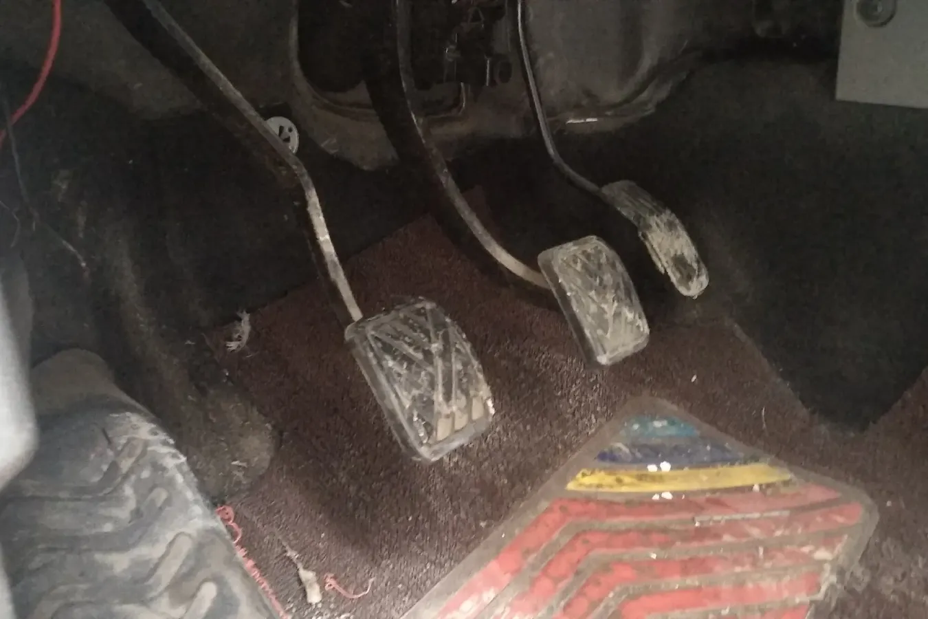 2014 BAIC WeiWang M20 1.5L 102HP L4 5MT,autocango,china used car exporter,china ev exporter,chinese used car exporter,chinese used ev exporter