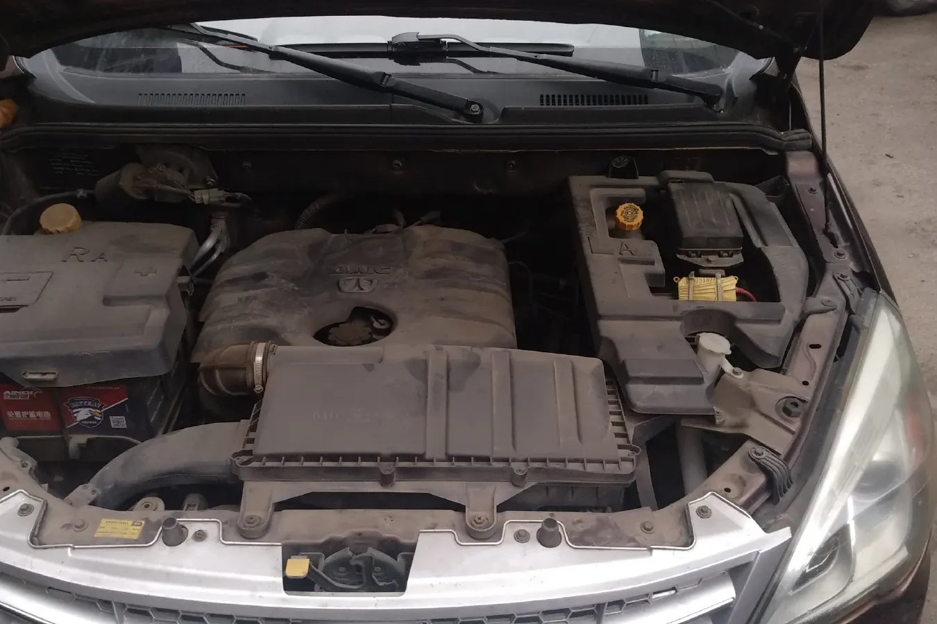 2014 BAIC WeiWang M20 1.5L 102HP L4 5MT,autocango,china used car exporter,china ev exporter,chinese used car exporter,chinese used ev exporter