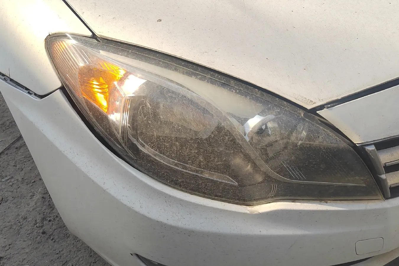 2014 Soueast V5 1.5L 120HP L4 5MT,autocango,china used car exporter,china ev exporter,chinese used car exporter,chinese used ev exporter