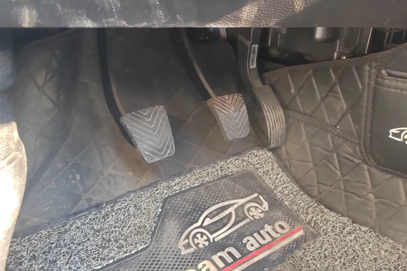 2014 Soueast V5 1.5L 120HP L4 5MT,autocango,china used car exporter,china ev exporter,chinese used car exporter,chinese used ev exporter