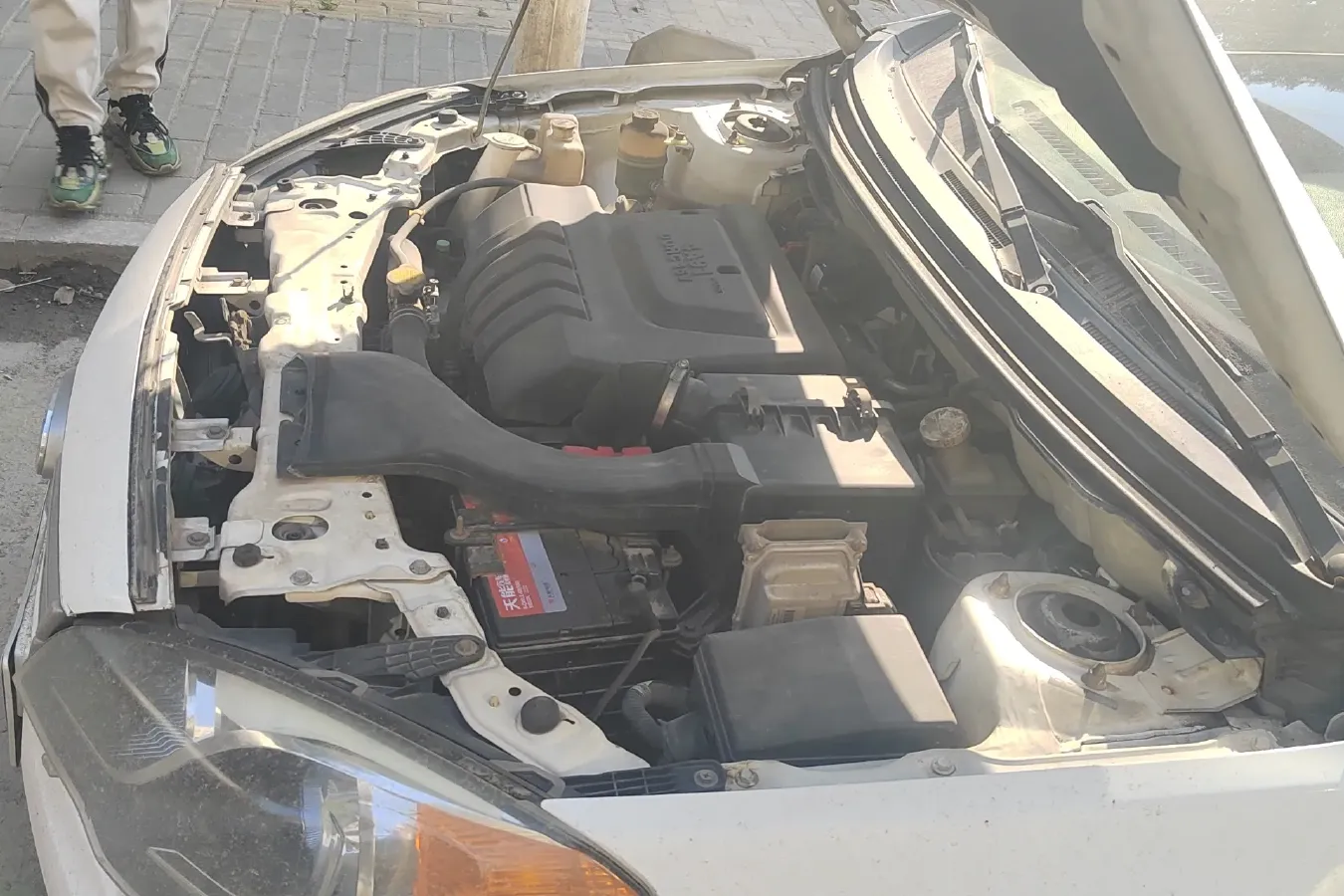 2014 Soueast V5 1.5L 120HP L4 5MT,autocango,china used car exporter,china ev exporter,chinese used car exporter,chinese used ev exporter