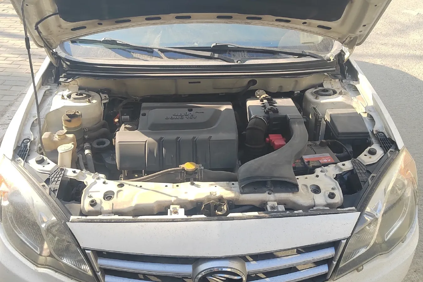 2014 Soueast V5 1.5L 120HP L4 5MT,autocango,china used car exporter,china ev exporter,chinese used car exporter,chinese used ev exporter