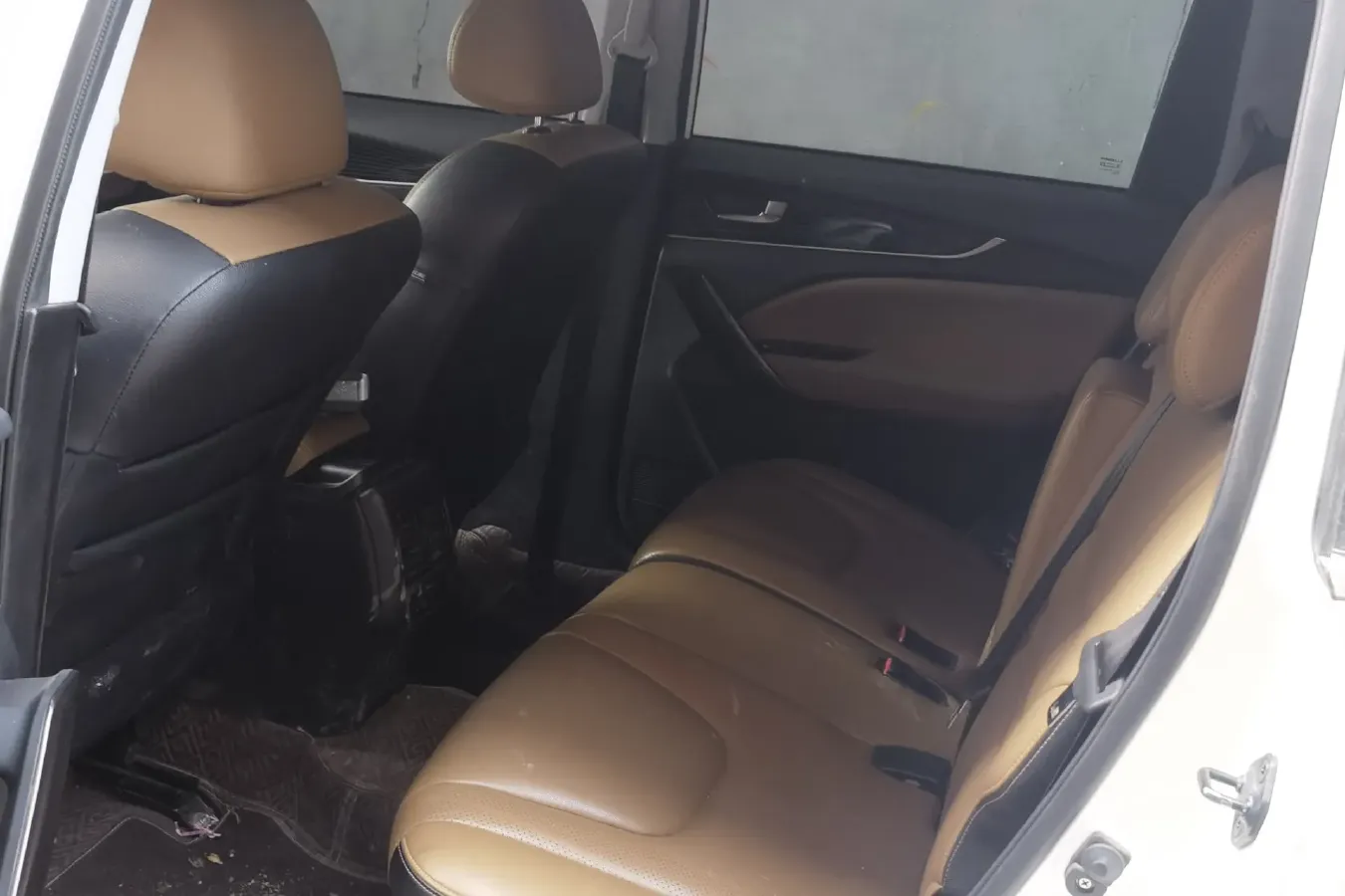 2020 Luxgen URX 1.8T 204HP L4 6AT,autocango,china used car exporter,china ev exporter,chinese used car exporter,chinese used ev exporter