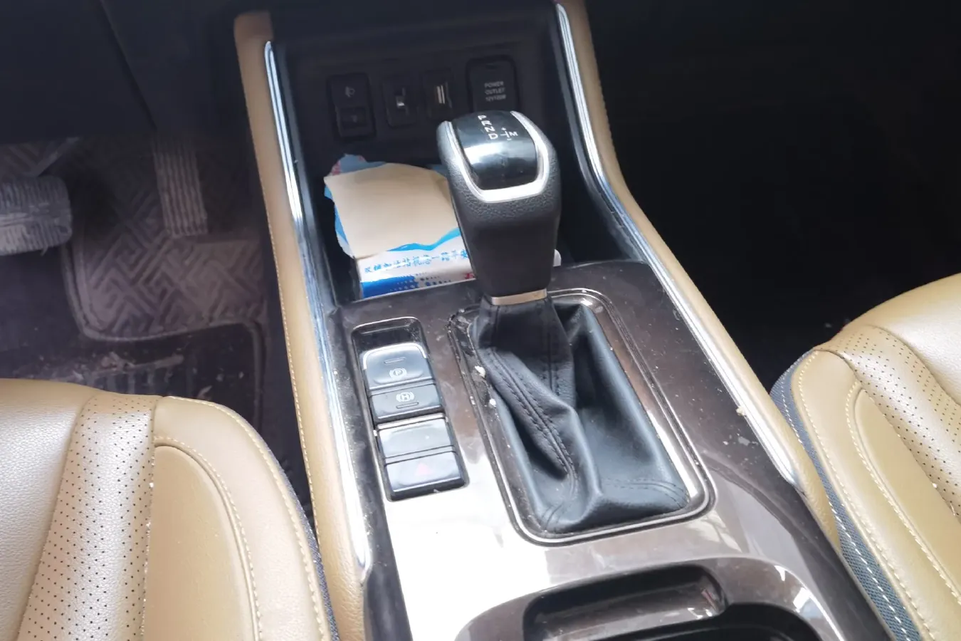 2020 Luxgen URX 1.8T 204HP L4 6AT,autocango,china used car exporter,china ev exporter,chinese used car exporter,chinese used ev exporter