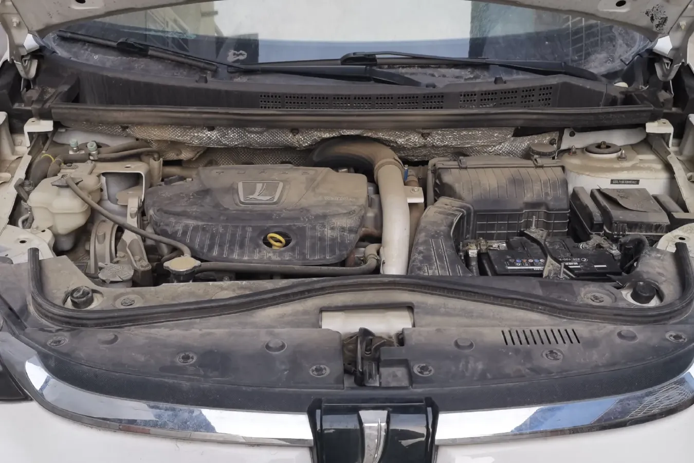 2020 Luxgen URX 1.8T 204HP L4 6AT,autocango,china used car exporter,china ev exporter,chinese used car exporter,chinese used ev exporter