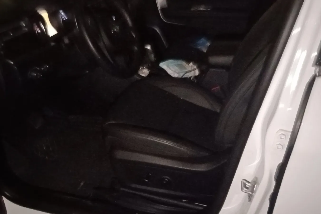 2018 Jeep Commander 2.0T 234HP L4 9AT,autocango,china used car exporter,china ev exporter,chinese used car exporter,chinese used ev exporter