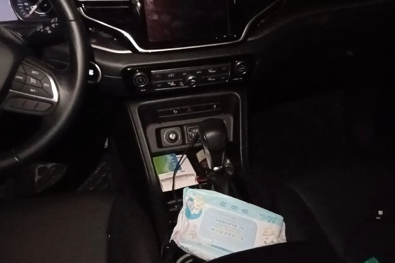 2018 Jeep Commander 2.0T 234HP L4 9AT,autocango,china used car exporter,china ev exporter,chinese used car exporter,chinese used ev exporter