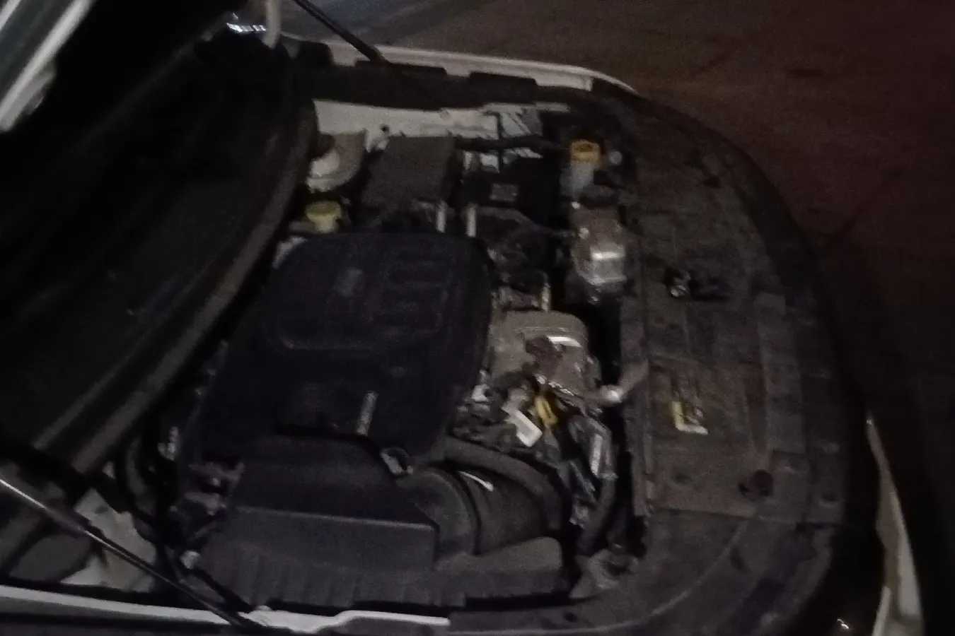 2018 Jeep Commander 2.0T 234HP L4 9AT,autocango,china used car exporter,china ev exporter,chinese used car exporter,chinese used ev exporter