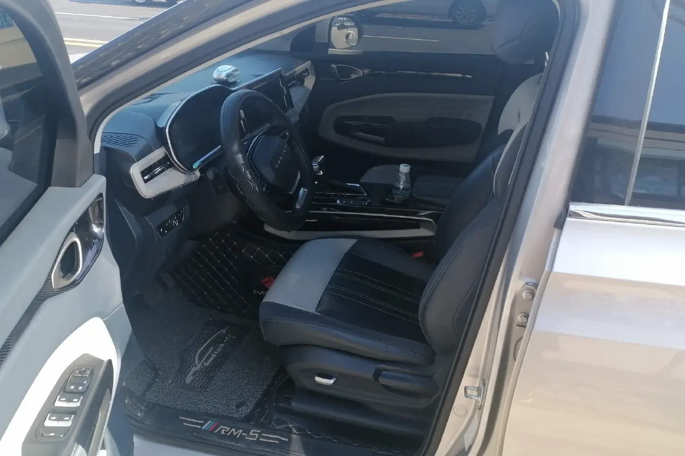 2019 BaoJun RM-5 1.5T 147HP L4 CVT,autocango,china used car exporter,china ev exporter,chinese used car exporter,chinese used ev exporter