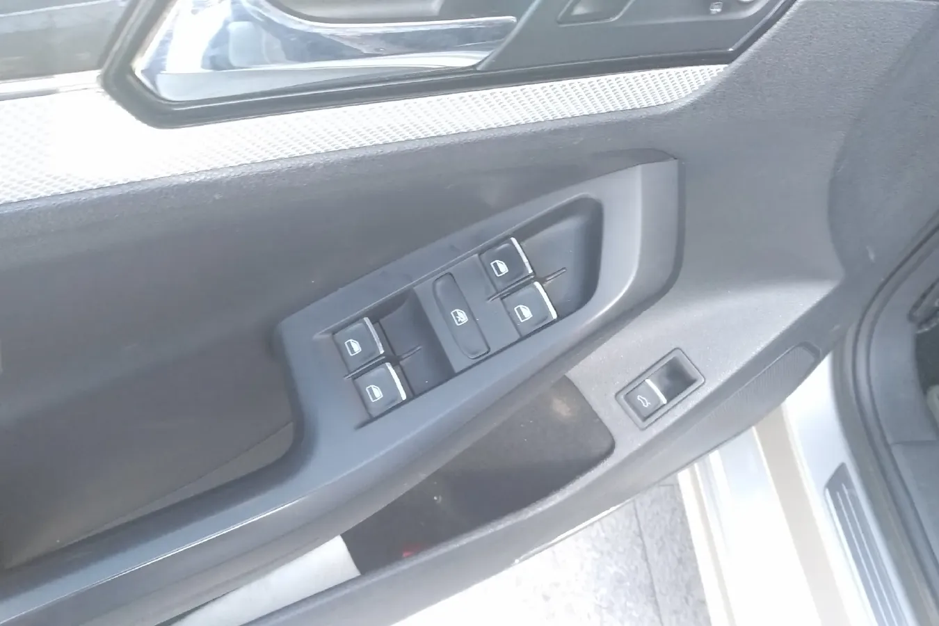 2015 Volkswagen Sagitar 1.4T 131HP L4 7DCT,autocango,china used car exporter,china ev exporter,chinese used car exporter,chinese used ev exporter