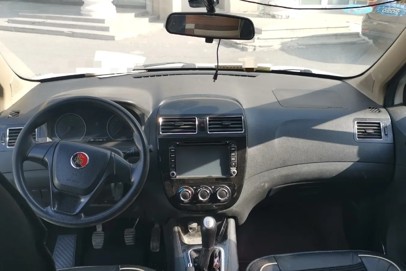 2015 DongFeng Forthing Joyear X3 1.5L 120HP L4 5MT,autocango,china used car exporter,china ev exporter,chinese used car exporter,chinese used ev exporter