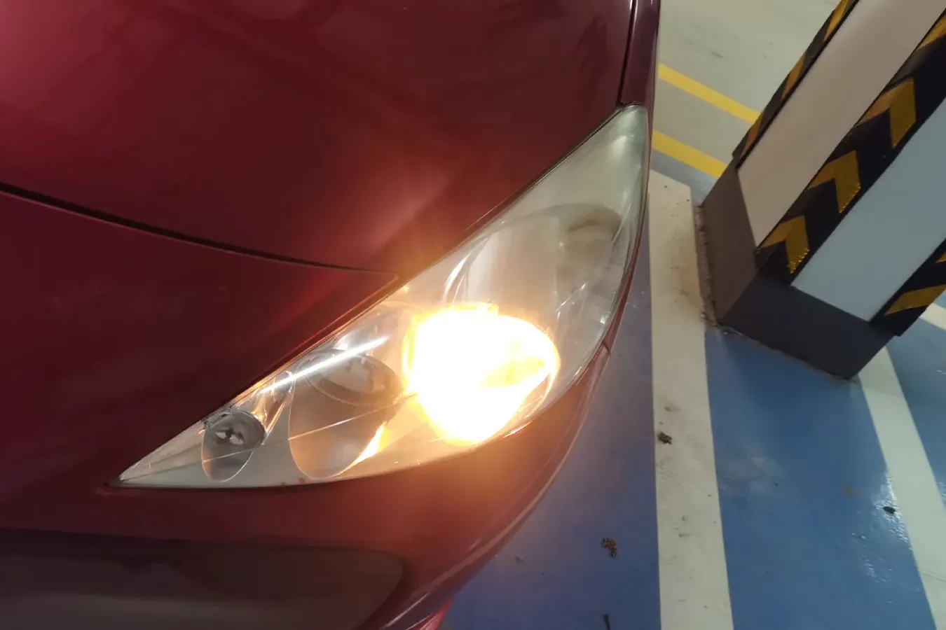 2010 Peugeot 207 1.4L 76HP L4 5MT,autocango,china used car exporter,china ev exporter,chinese used car exporter,chinese used ev exporter