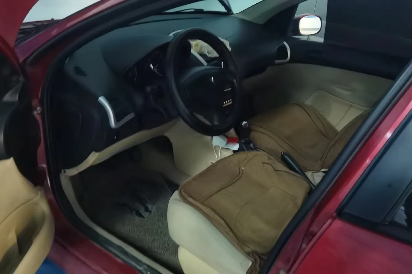 2010 Peugeot 207 1.4L 76HP L4 5MT,autocango,china used car exporter,china ev exporter,chinese used car exporter,chinese used ev exporter