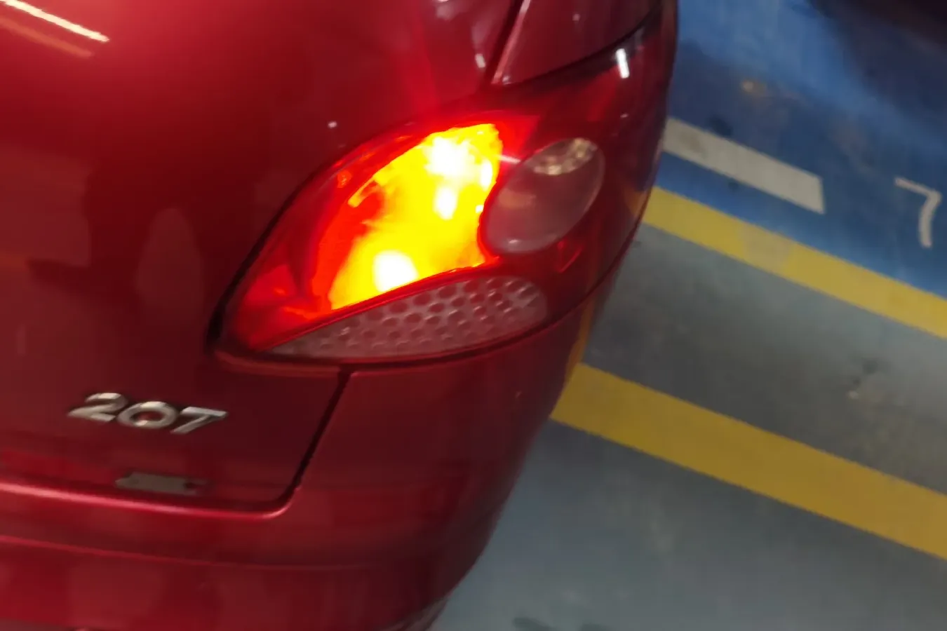 2010 Peugeot 207 1.4L 76HP L4 5MT,autocango,china used car exporter,china ev exporter,chinese used car exporter,chinese used ev exporter