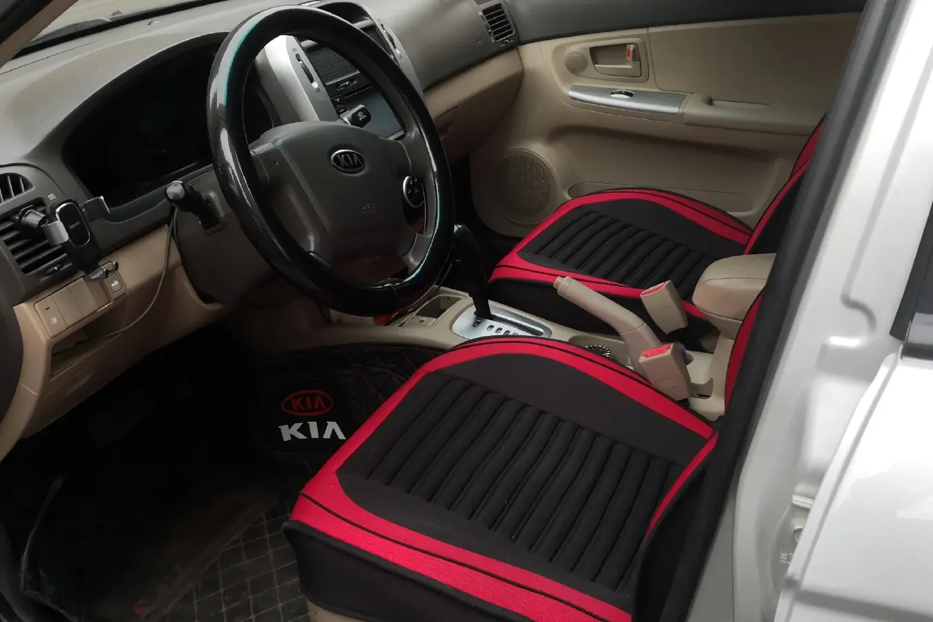 2010 Kia Cerato 1.6L 112HP L4 4AT,autocango,china used car exporter,china ev exporter,chinese used car exporter,chinese used ev exporter