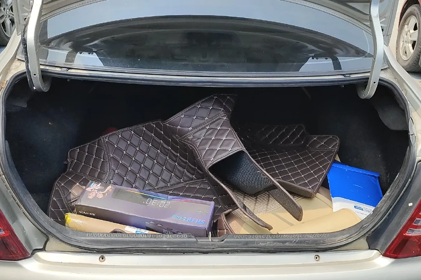 2007 HaiMa Happin 1.6L 100HP L4 5MT,autocango,china used car exporter,china ev exporter,chinese used car exporter,chinese used ev exporter