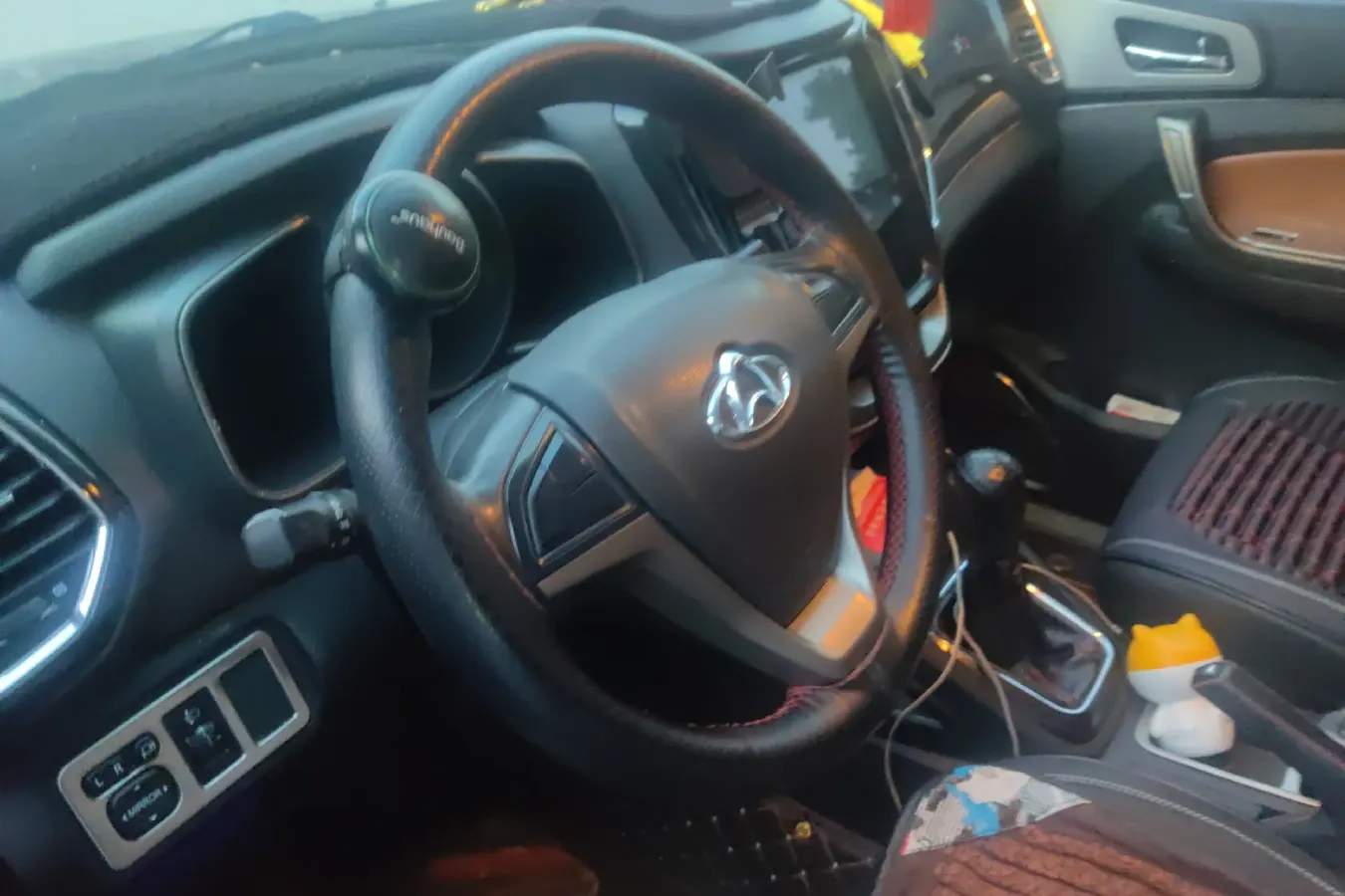 2016 ChangAn Oshan CX70 1.6L 117HP L4 5MT,autocango,china used car exporter,china ev exporter,chinese used car exporter,chinese used ev exporter