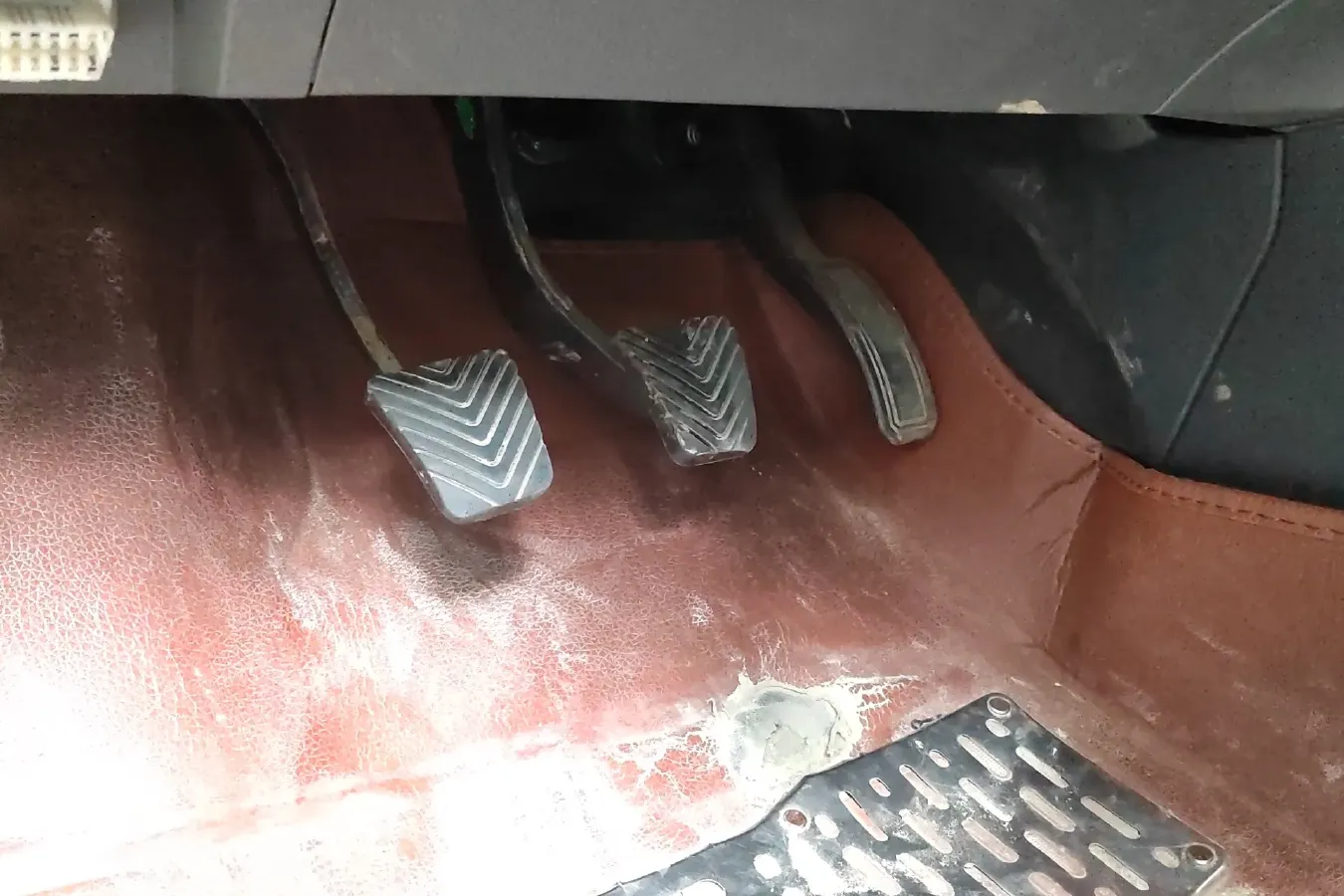 2014 Zotye Z300 1.5L 113HP L4 5MT,autocango,china used car exporter,china ev exporter,chinese used car exporter,chinese used ev exporter