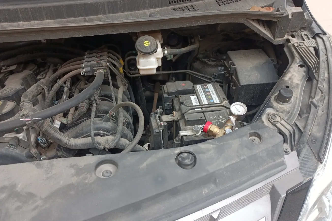 2021 DongFeng Forthing LingZhi Plus 2.0L 117HP L4 6MT,autocango,china used car exporter,china ev exporter,chinese used car exporter,chinese used ev exporter