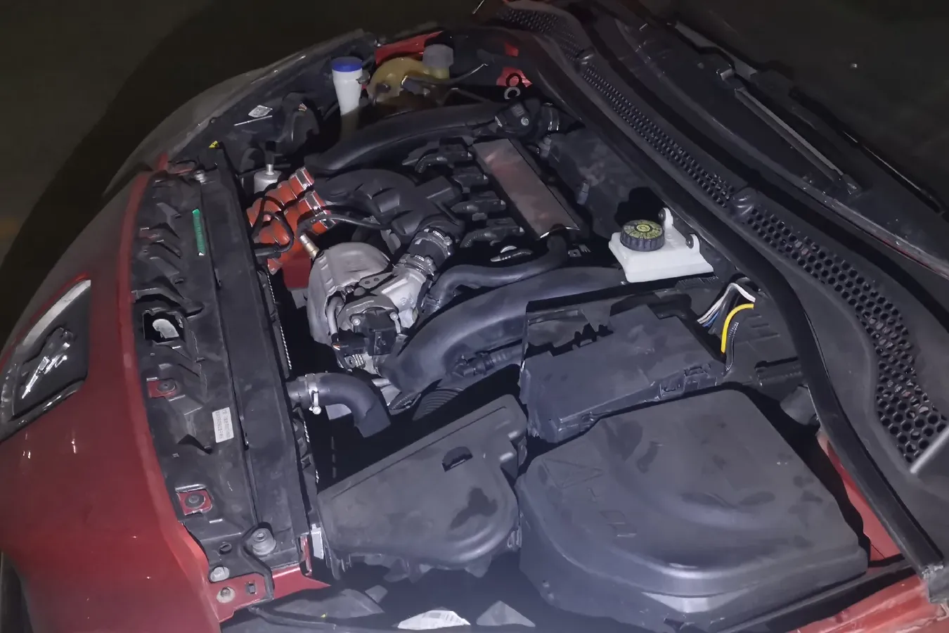 2011 Peugeot RCZ 1.6T 156HP L4 6AT,autocango,china used car exporter,china ev exporter,chinese used car exporter,chinese used ev exporter