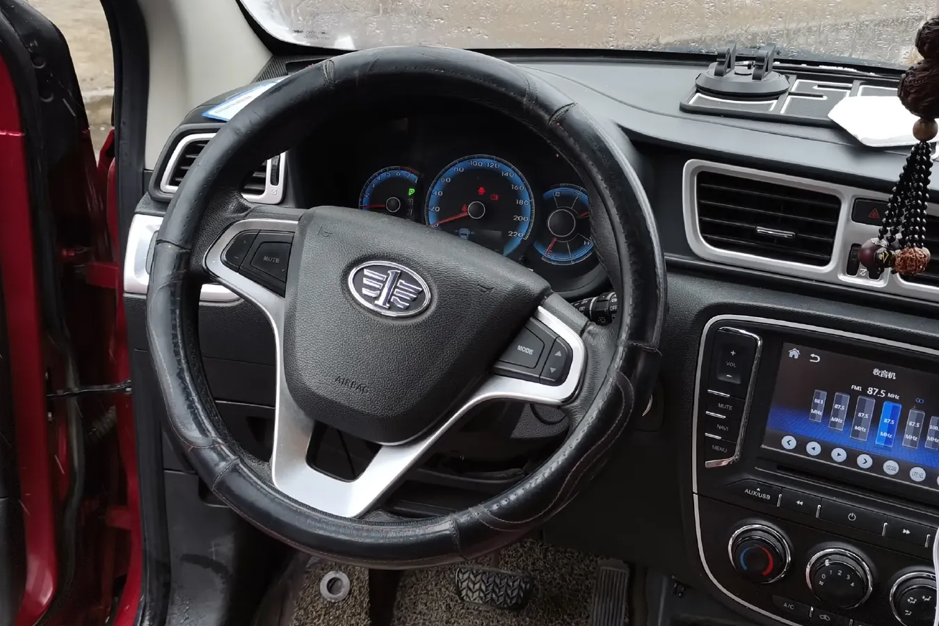 2015 FAW Jumpal D60 1.8L 139HP L4 6AT,autocango,china used car exporter,china ev exporter,chinese used car exporter,chinese used ev exporter