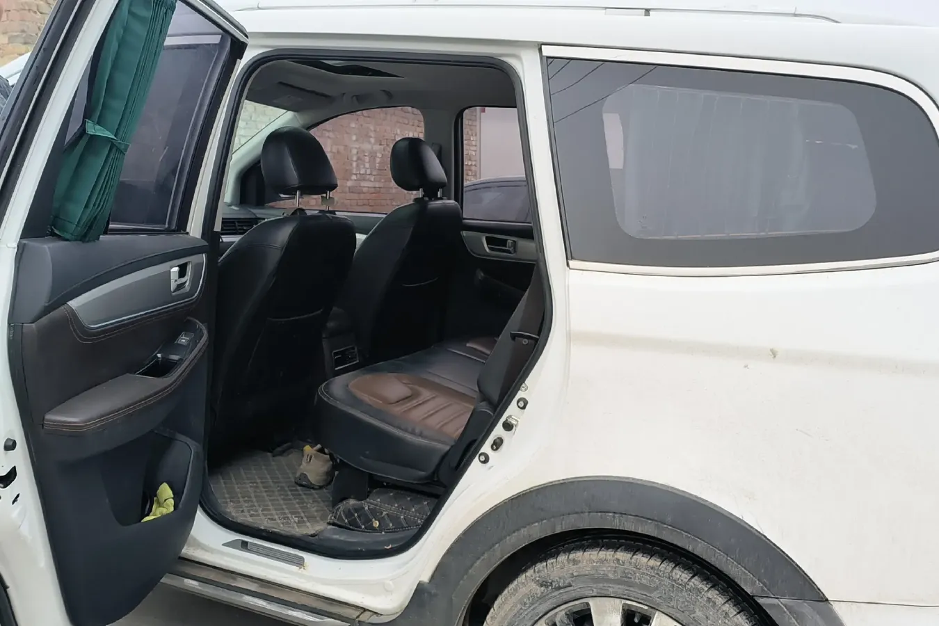 2017 DongFeng Forthing Joyear X6 1.5T 150HP L4 CVT,autocango,china used car exporter,china ev exporter,chinese used car exporter,chinese used ev exporter