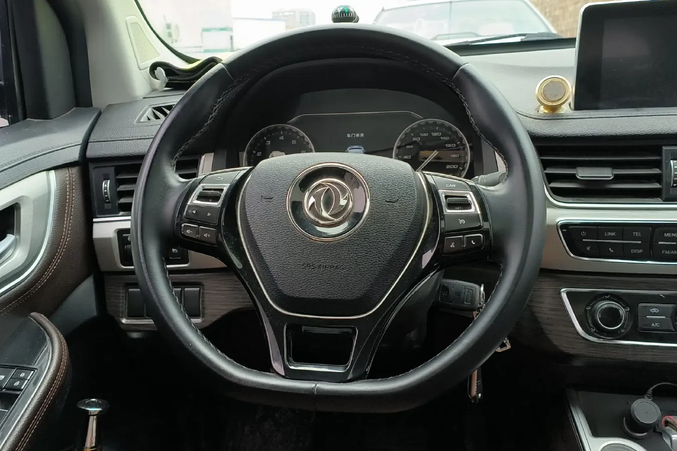 2017 DongFeng Forthing Joyear X6 1.5T 150HP L4 CVT,autocango,china used car exporter,china ev exporter,chinese used car exporter,chinese used ev exporter