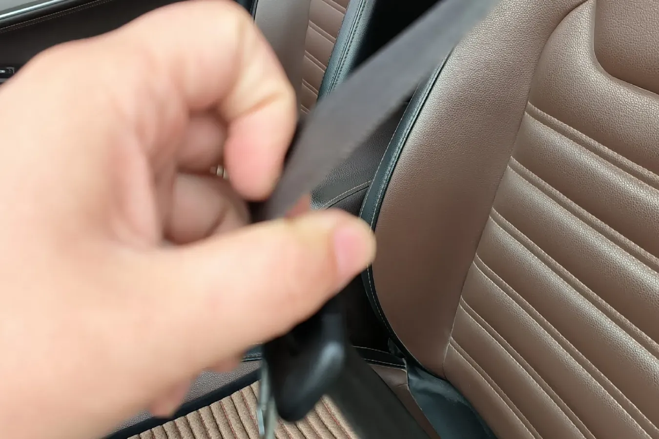 2017 DongFeng Forthing Joyear X6 1.5T 150HP L4 CVT,autocango,china used car exporter,china ev exporter,chinese used car exporter,chinese used ev exporter