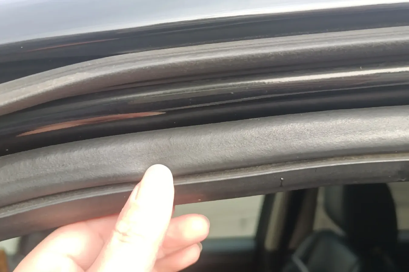 2012 Land Rover Freelander 2 2.0T 240HP L4 6AT,autocango,china used car exporter,china ev exporter,chinese used car exporter,chinese used ev exporter