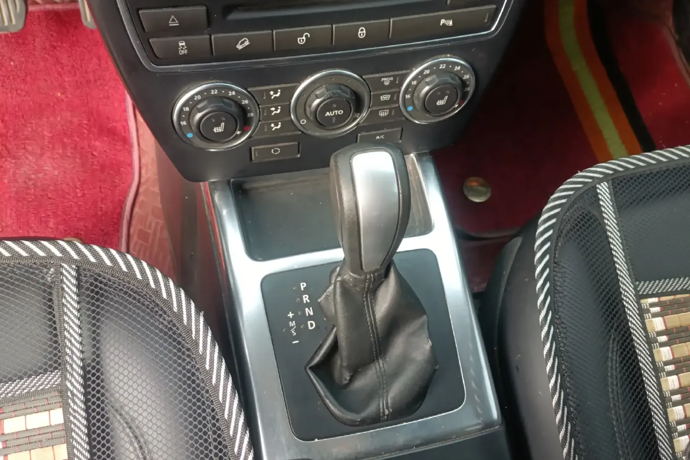 2012 Land Rover Freelander 2 2.0T 240HP L4 6AT,autocango,china used car exporter,china ev exporter,chinese used car exporter,chinese used ev exporter