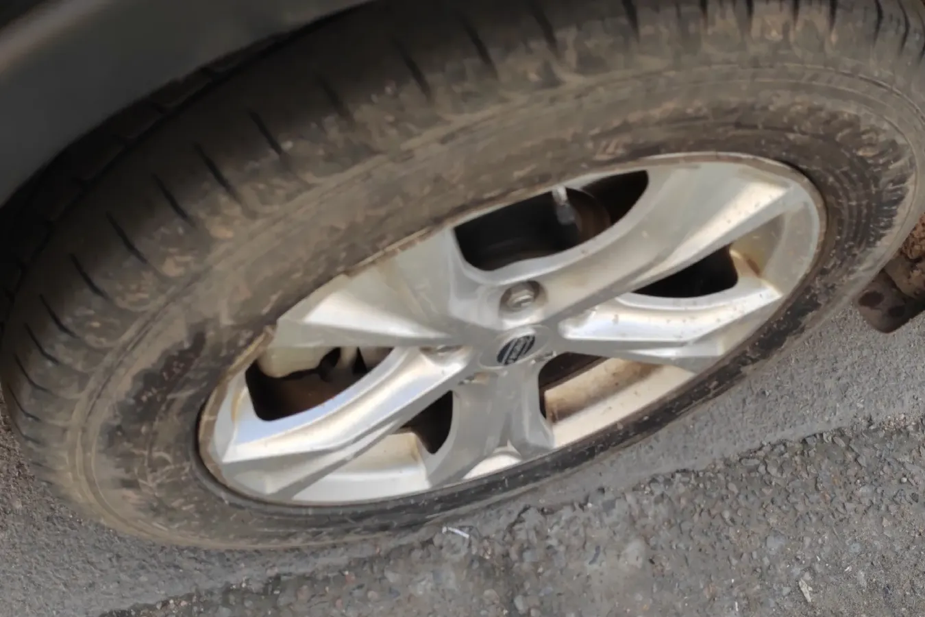 2017 BiSu T5 1.5T 150HP L4 6MT,autocango,china used car exporter,china ev exporter,chinese used car exporter,chinese used ev exporter