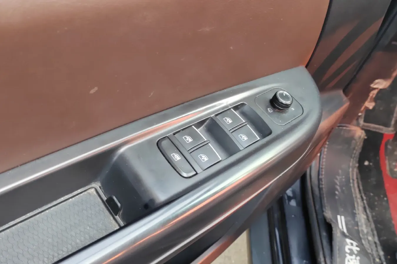 2017 BiSu T5 1.5T 150HP L4 6MT,autocango,china used car exporter,china ev exporter,chinese used car exporter,chinese used ev exporter