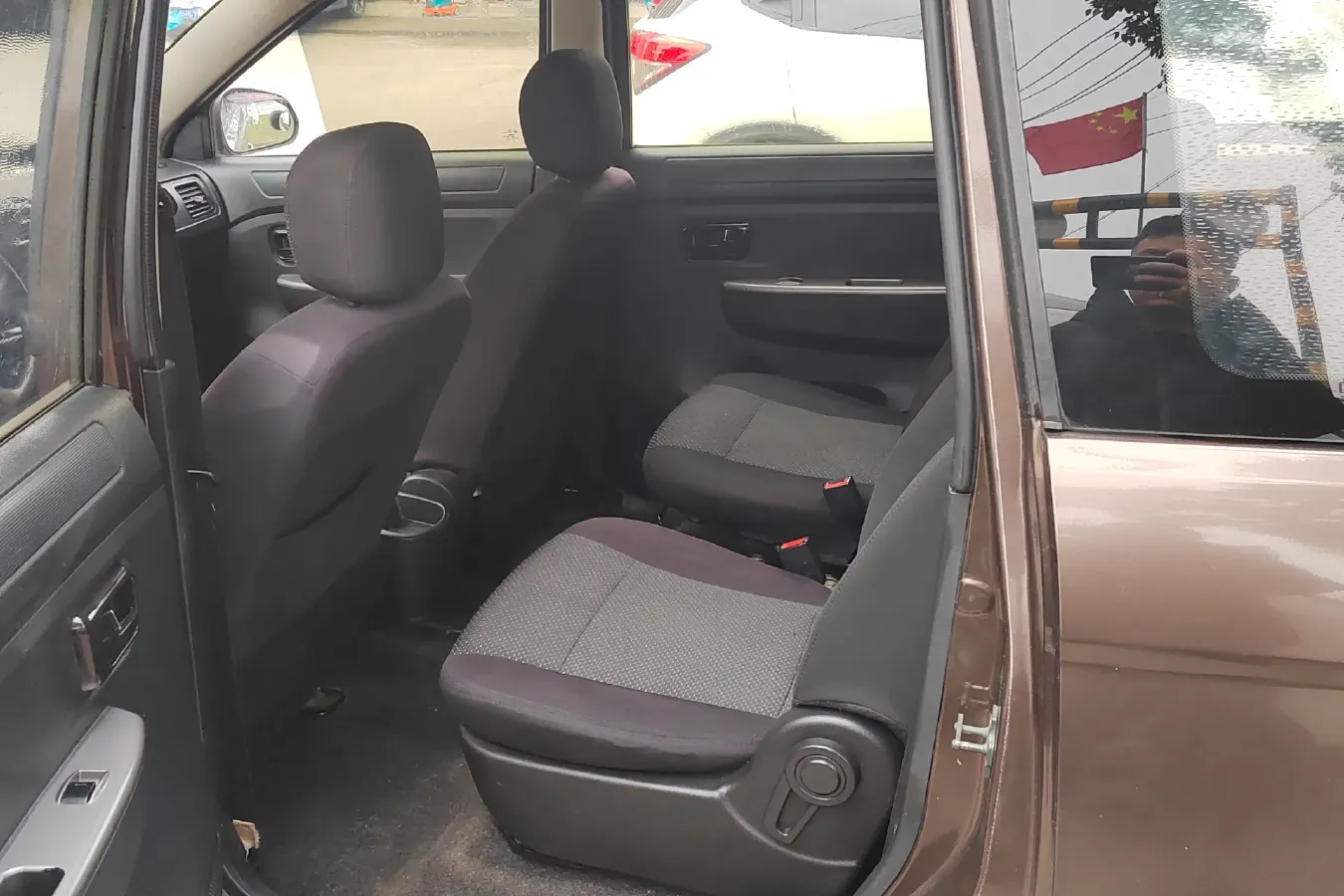 2014 DongFeng Fengon Fengon 330 1.5L 109HP L4 5MT,autocango,china used car exporter,china ev exporter,chinese used car exporter,chinese used ev exporter